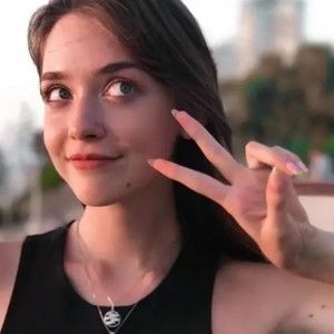 Meet your Posher, Debra